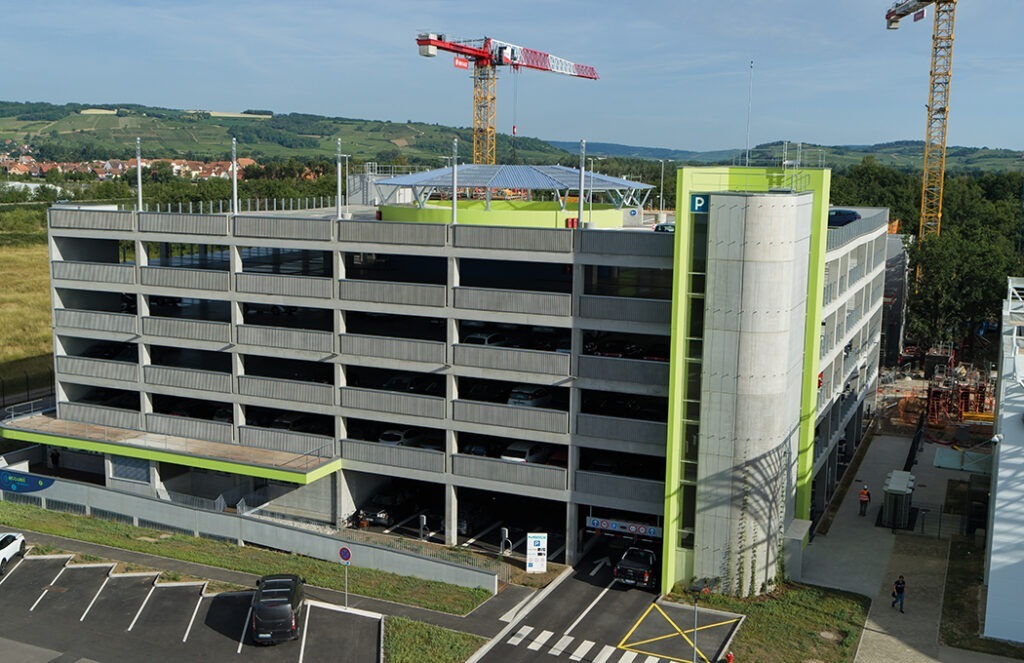 Parkings souterrains et aériens. - Parking silo de 579 places sur le site de la Sté Merck Millipore SAS à Molsheim (67) - SERUE Ingénierie
