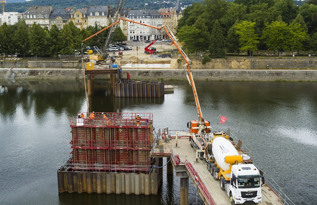 Ouvrage d'art - Réseau BHNS de l’agglomération de Thionville, construction d'un pont sur la Moselle (57) - SERUE Ingénierie 67