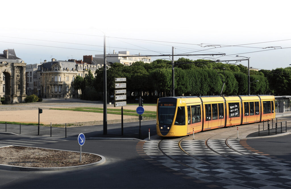 Transports et mobilité - Deux premières lignes du tramway de l’agglomération rémoise (51) - SERUE ingénierie (67)