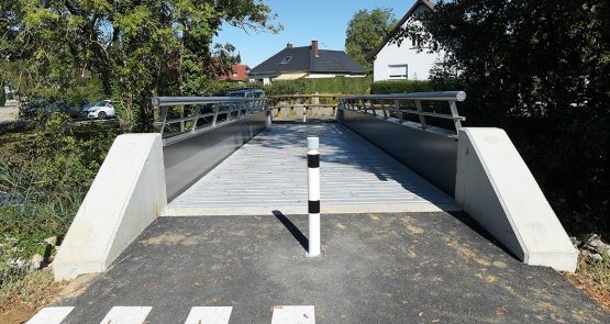 Ouvrage d'art - Passerelle - canal de la Bruche sur la commune d’Eckbolsheim (Bas-Rhin) - SERUE Ingénierie